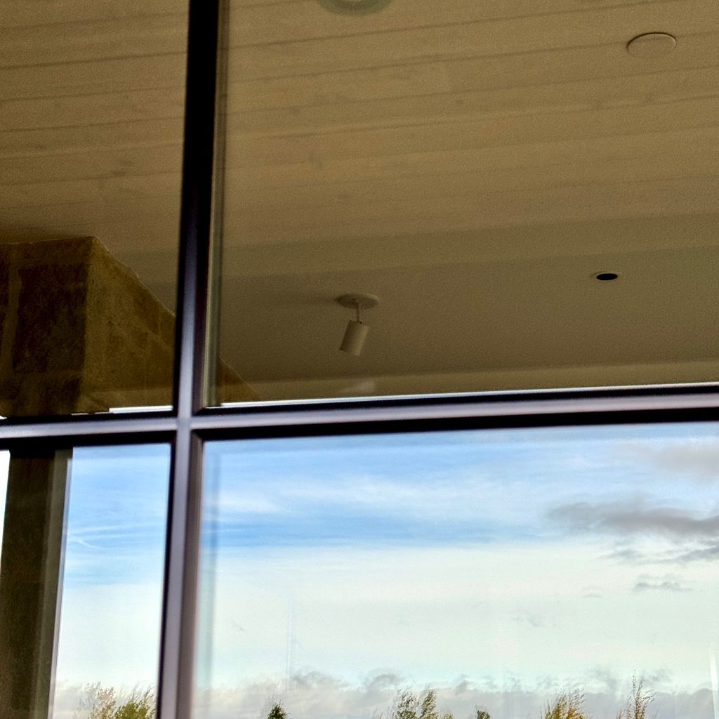 Crystal-clear interior view through a professionally cleaned Doral window