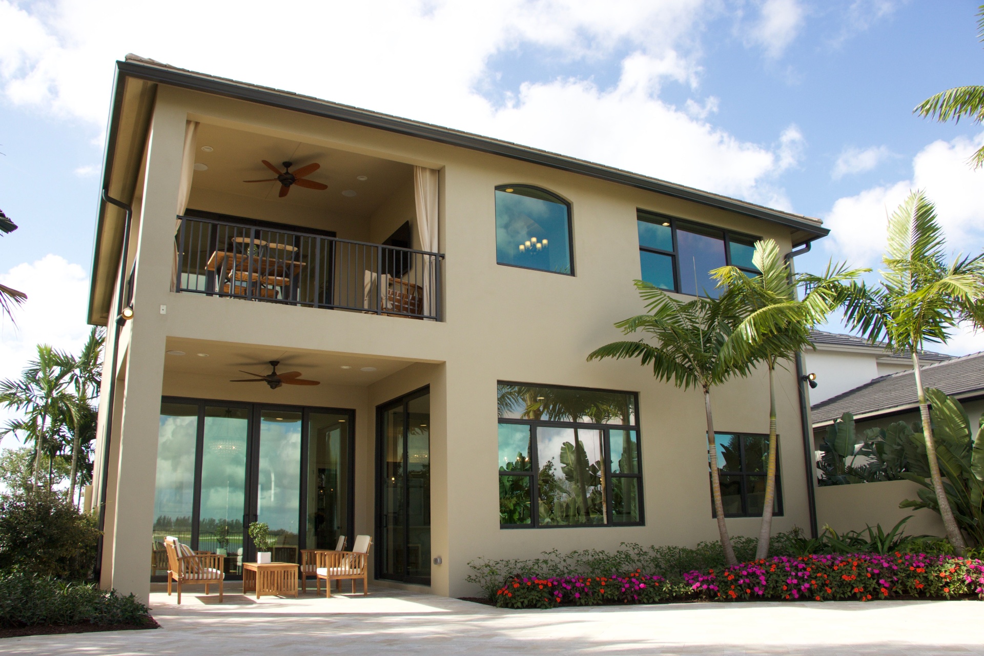 Window cleaning service in Medley, FL