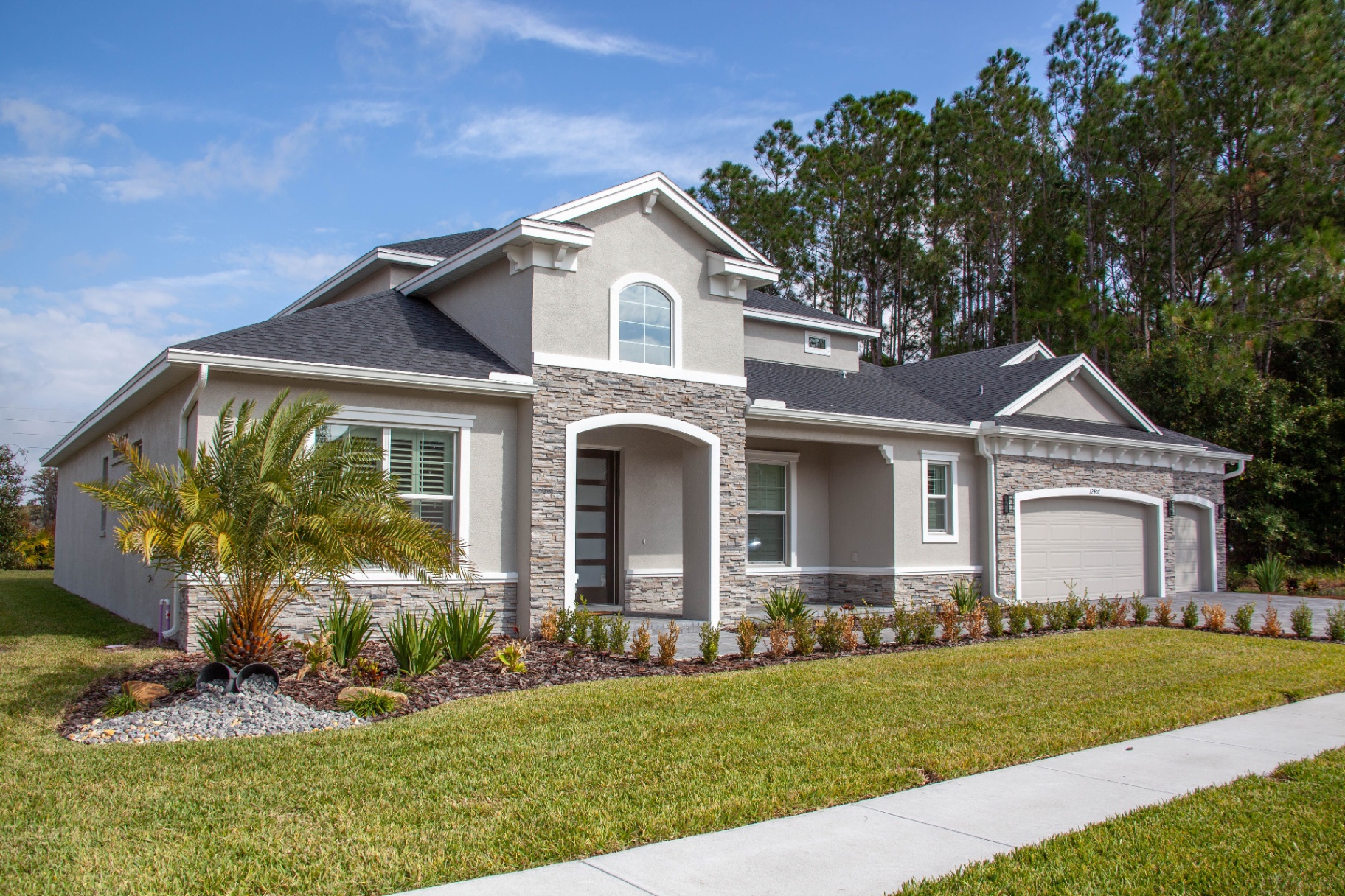 Window cleaning service in Miami Lakes, FL